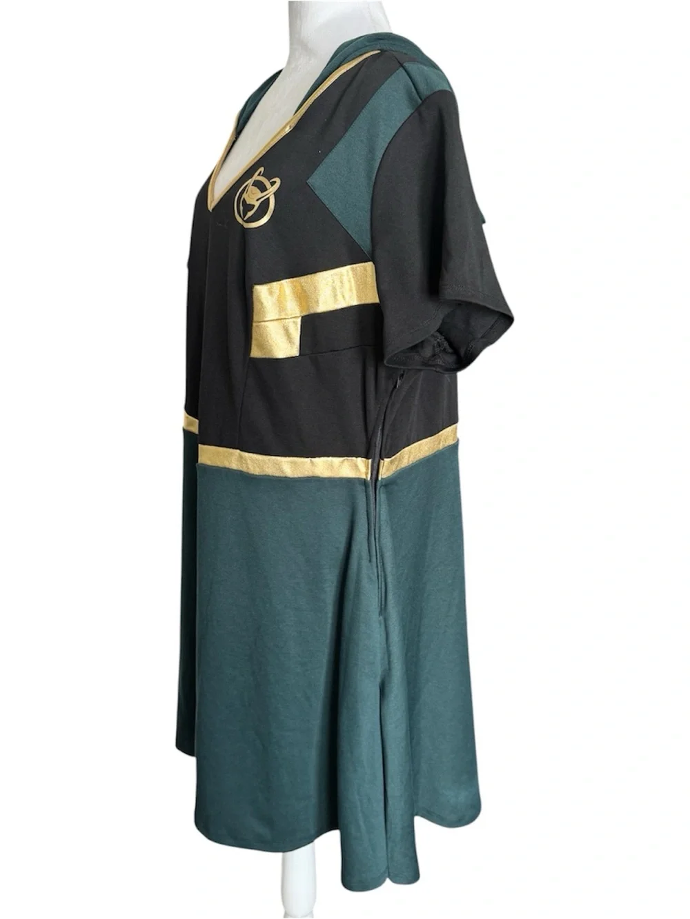 Her Universe Marvel Loki Hooded Dress 3X Plus Size Cosplay Disney Villain